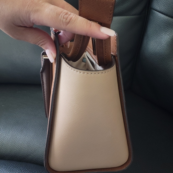 Michael Kors Selma Satchel - Picture 5 of 7